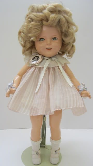 1935 Ideal Shirley Temple Doll 16 Composition w Trunk