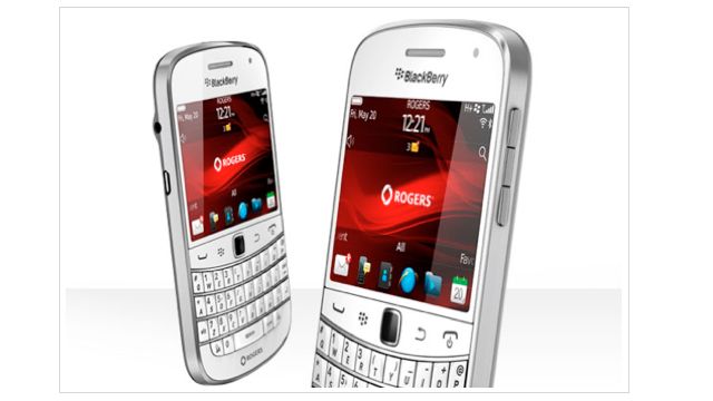 Unlocked New Blackberry Bold 9900 8GB White World GSM Phone Rim