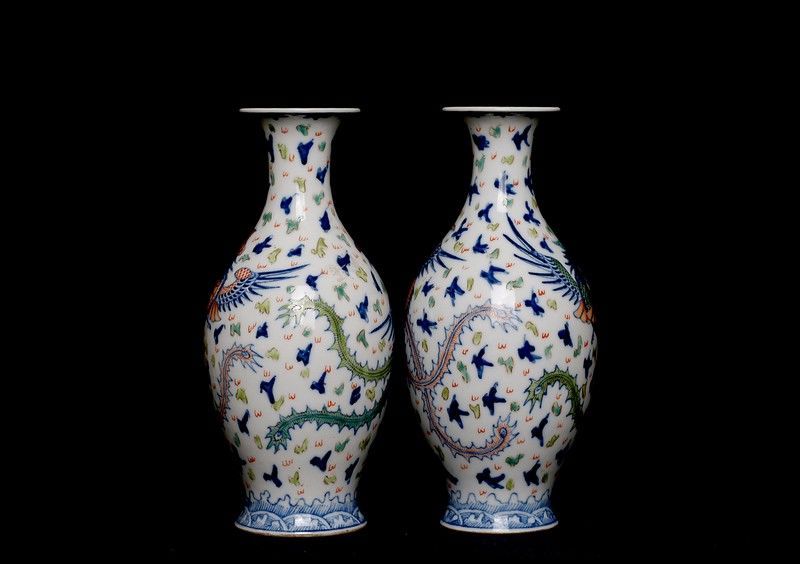 Pair Antique Chinese Porcelain 18th C Dou Cai Vase Dragon Signed 97QB
