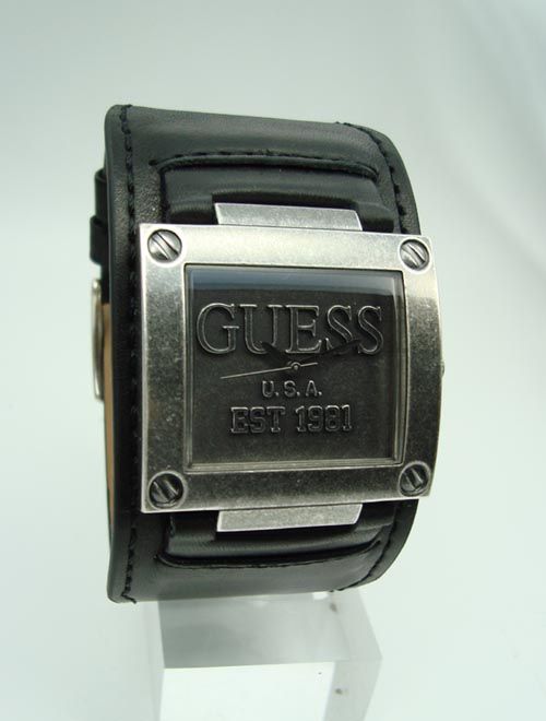 Guess Uhr Uhren Herrenuhr Armbanduhr W90025G2 EST 1981
