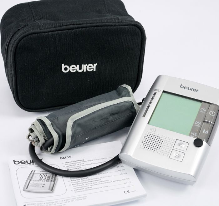 Beurer BM19   Blutdruckmessgerät (c882)